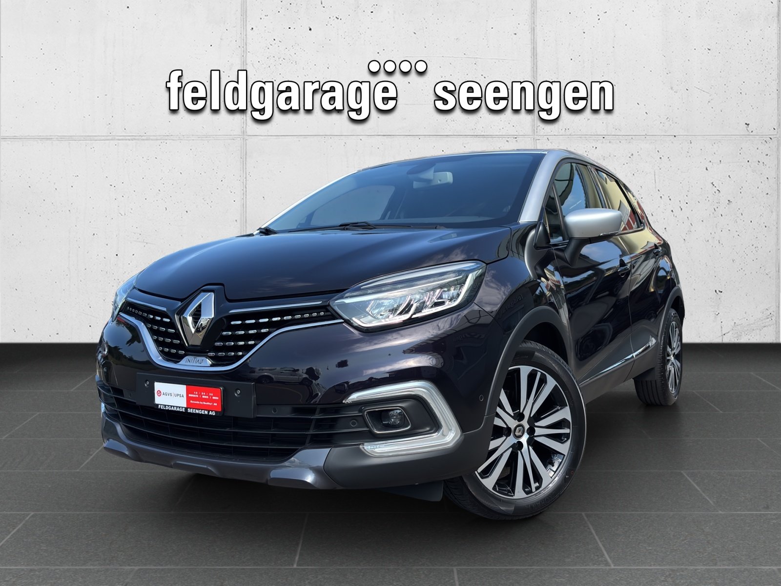 RENAULT Captur 1.3 T 16V Initiale Paris EDC mit Leder und Wi
