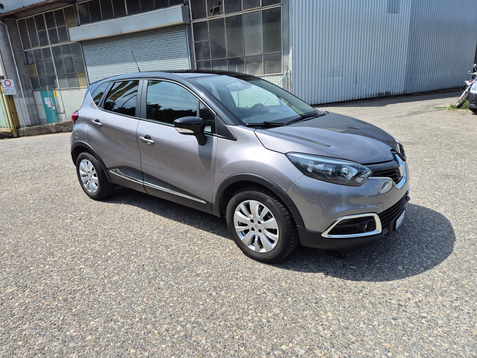 RENAULT Captur 1.2 T 16V Dynamique EDC, Petrol, Second hand / Used, Automatic - 5