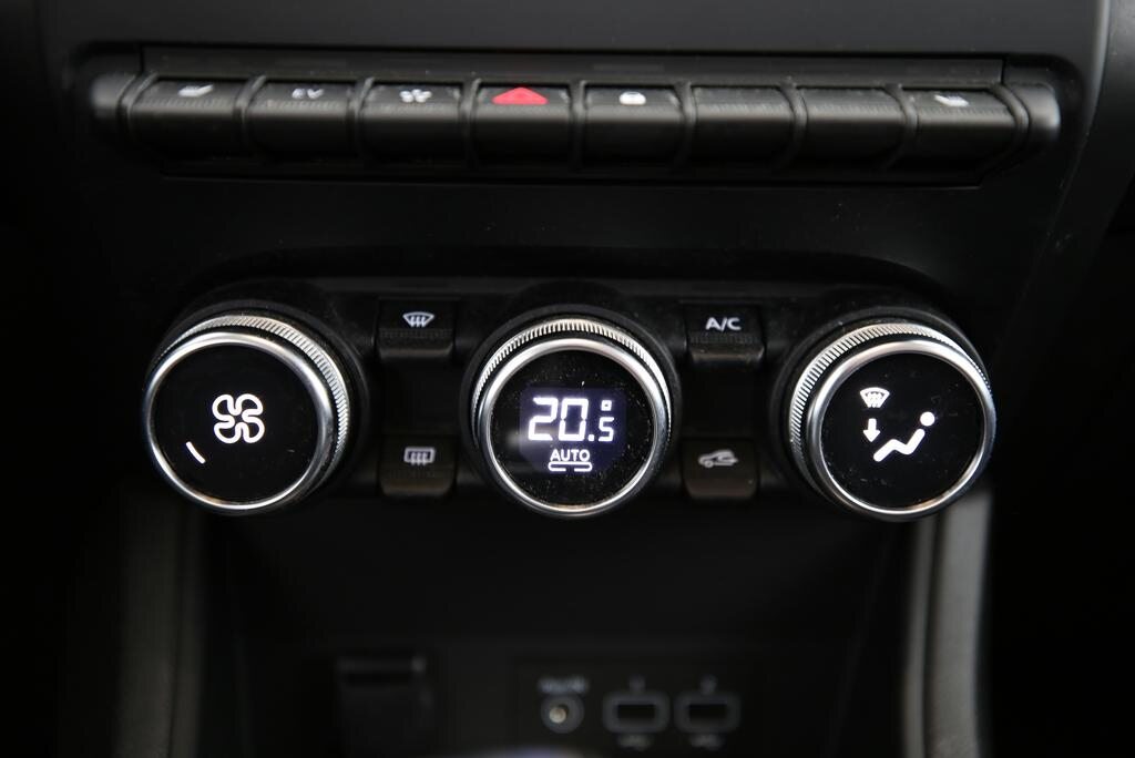 RENAULT Captur 1.6 E-Tech techno, Voll-Hybrid Benzin/Elektro, Occasion / Gebraucht, Automatik - 7