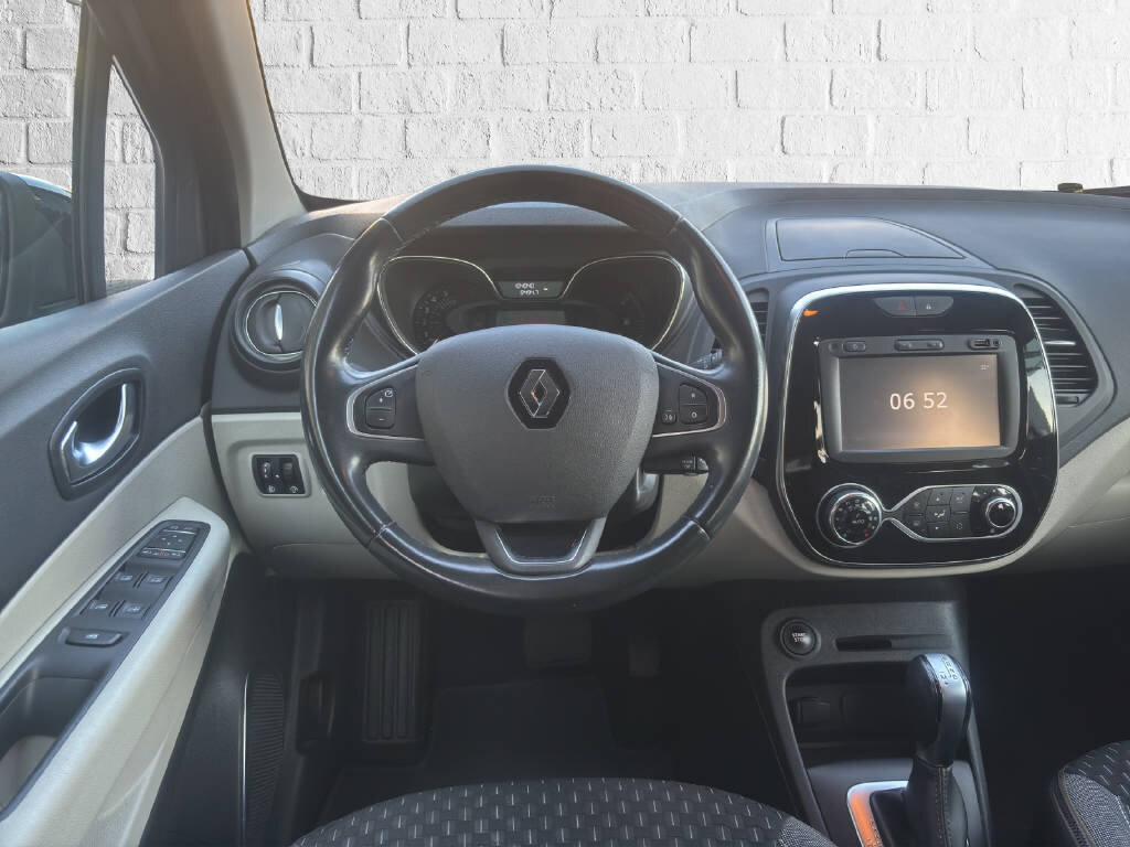 RENAULT Captur 1.2 TCe Intens EDC S/S, Essence, Occasion / Utilisé, Automatique - 7