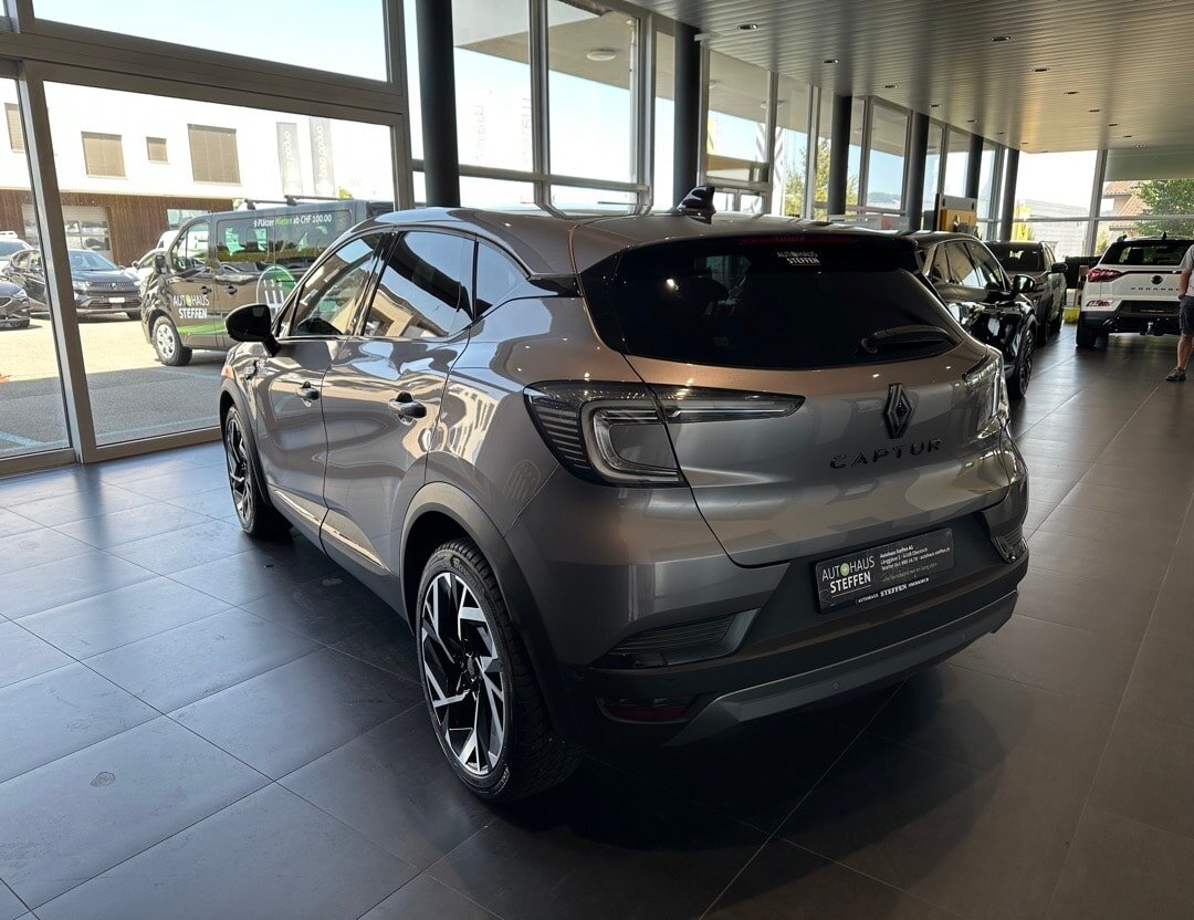 RENAULT Captur 1.3 TCe Esprit Alpine EDC, Mild-Hybrid Benzin/Elektro, Occasion / Gebraucht, Automatik - 6