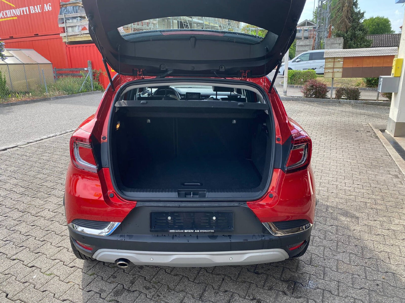 RENAULT Neuer Captur INTENS TCe 140 EDC PF, Essence, Occasion / Utilisé, Automatique - 4