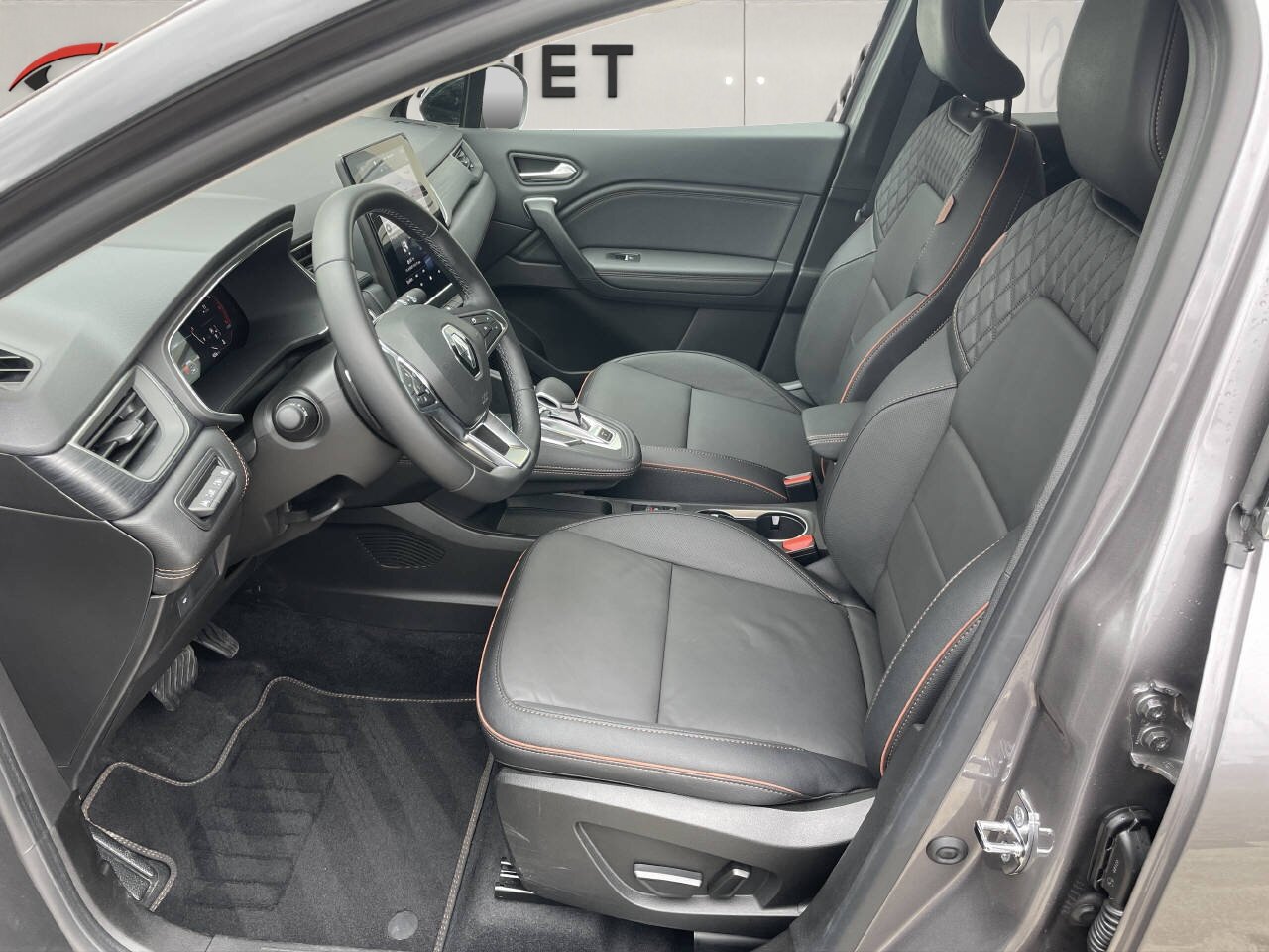 RENAULT Captur 1.3 TCe 140 Initiale EDC, Mild-Hybrid Benzin/Elektro, Occasion / Gebraucht, Automatik - 5