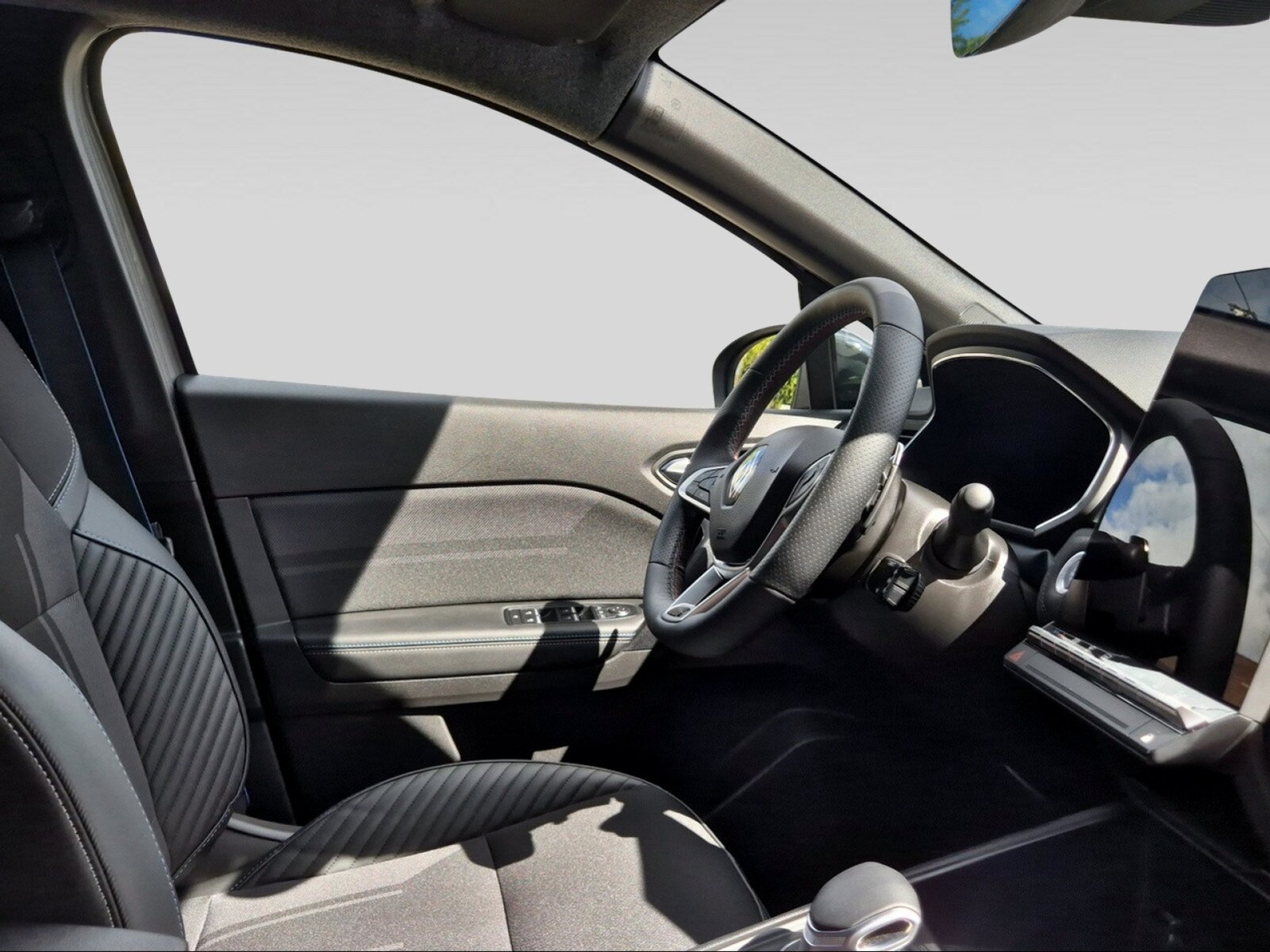 RENAULT Captur esp.Alpine m.hybrid 160, Mild-Hybrid Petrol/Electric, Second hand / Used, Automatic - 6