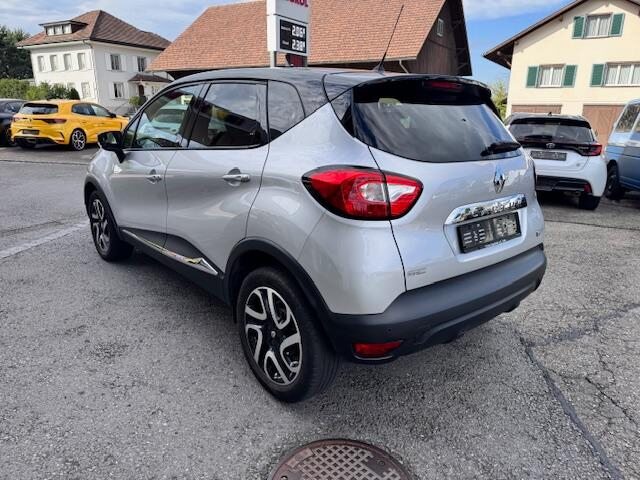 RENAULT Captur 1.2 TCe Swiss Ed. EDC S/S (Swiss Edition), Benzina, Occasioni / Usate, Automatico - 3