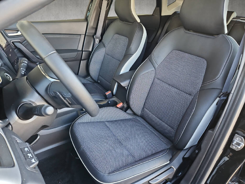 RENAULT Captur 1.3 TCe 140 techno EDC, Mild-Hybrid Benzin/Elektro, Occasion / Gebraucht, Automatik - 5
