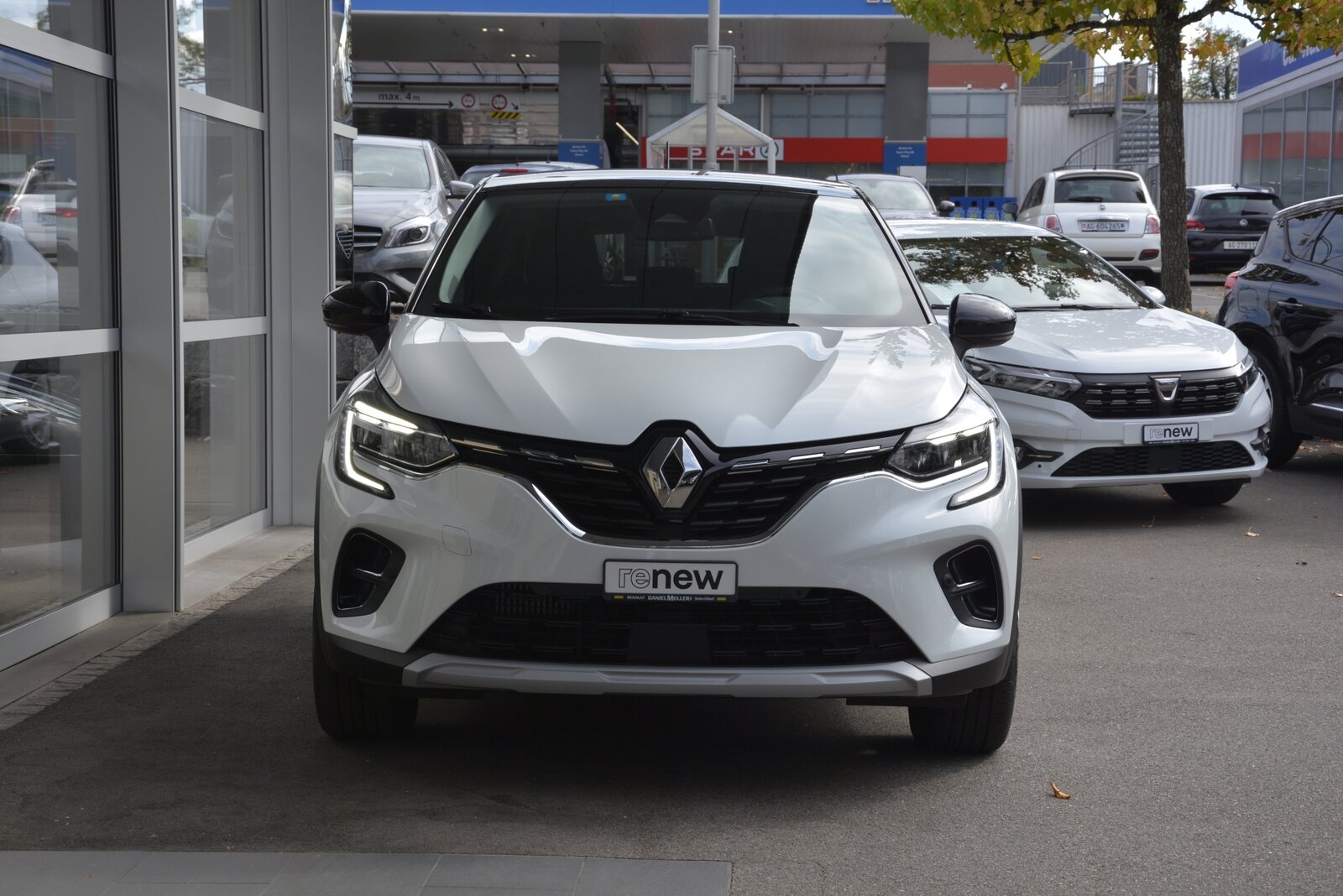RENAULT Captur 1.3 TCe 155 Intens EDC 1.3 TCe 155 Intens EDC, Benzin, Occasion / Gebraucht, Automatik - 2