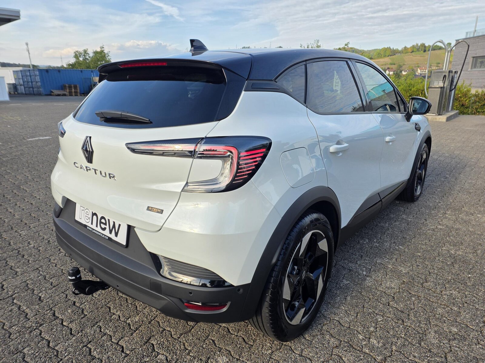 RENAULT Captur 1.8 E-Tech techno, Hybride Intégral Essence/Électricité, Occasion / Utilisé, Automatique - 4