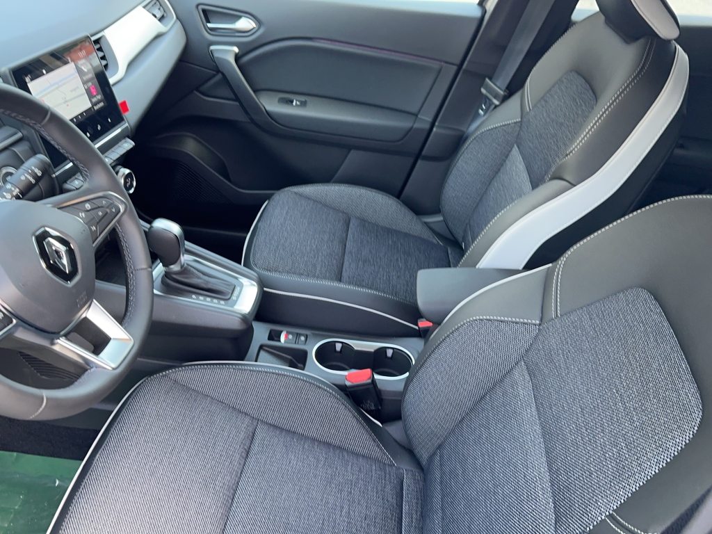RENAULT CAPTUR 1.6 E-Tech techno, Full-Hybrid Petrol/Electric, Second hand / Used, Automatic - 7
