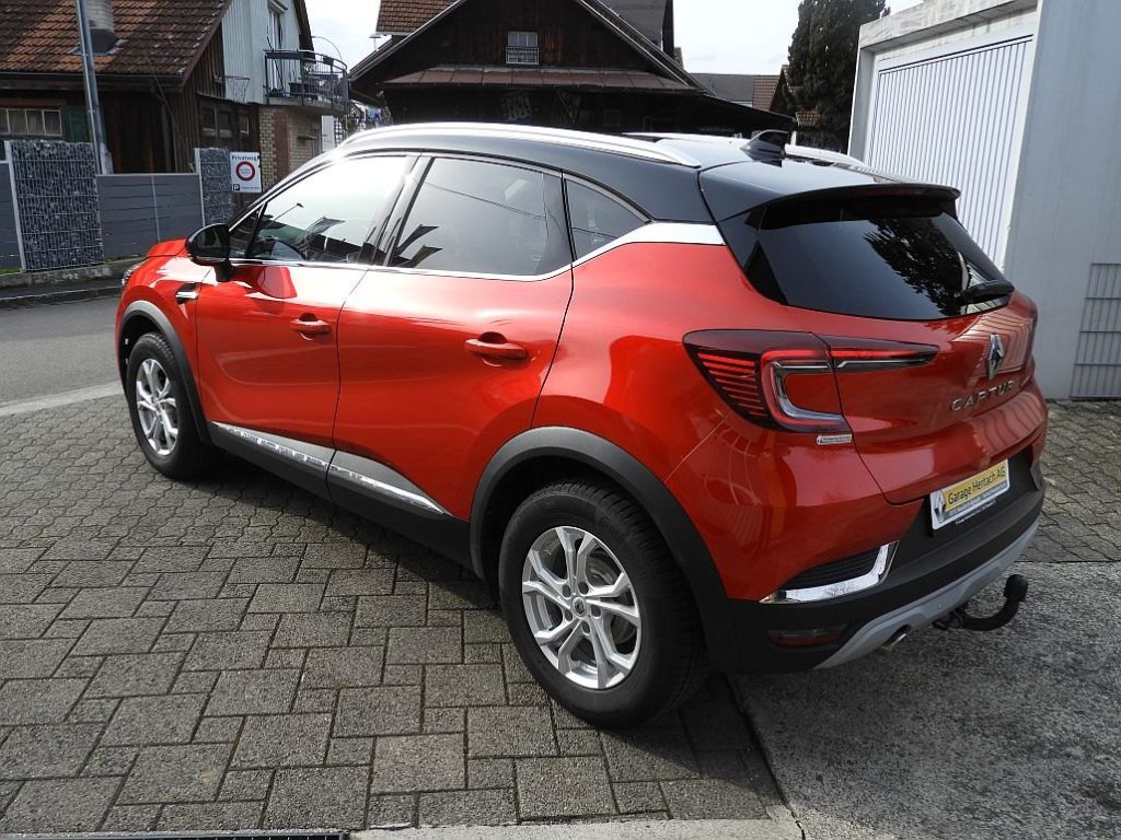 RENAULT CAPTUR 1.3 TCe 155 Edition One EDC, Petrol, Second hand / Used, Automatic - 4
