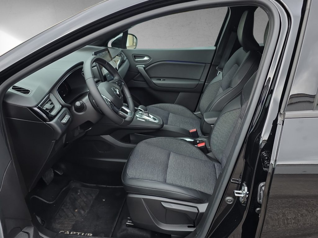 RENAULT CAPTUR 1.3 TCe 160 Rive Gauche EDC, Mild-Hybrid Benzin/Elektro, Occasion / Gebraucht, Automatik - 7
