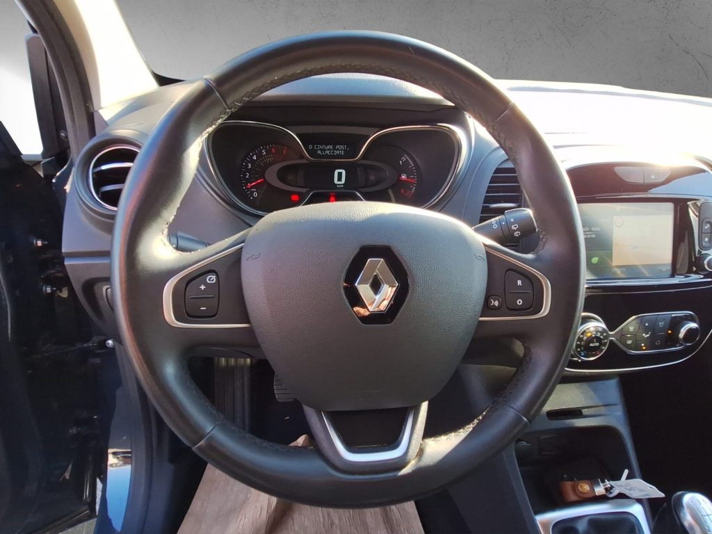 RENAULT CAPTUR 0.9 TCe Intens S/S, Petrol, Second hand / Used, Manual - 7