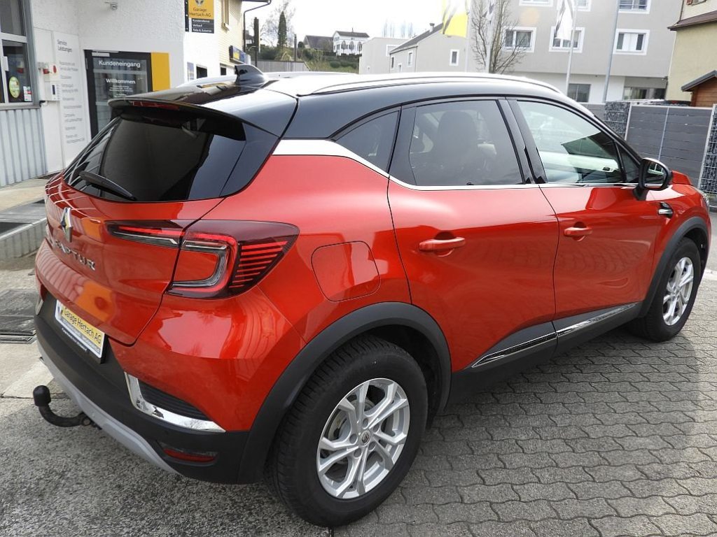 RENAULT CAPTUR 1.3 TCe 155 Edition One EDC, Petrol, Second hand / Used, Automatic - 3
