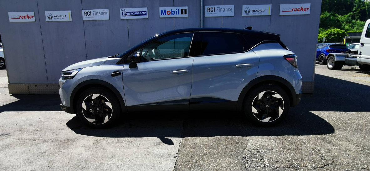 RENAULT Captur 1.6 E-Tech techno, Hybride Integrale Benzina/Elettrica, Auto dimostrativa, Automatico - 2