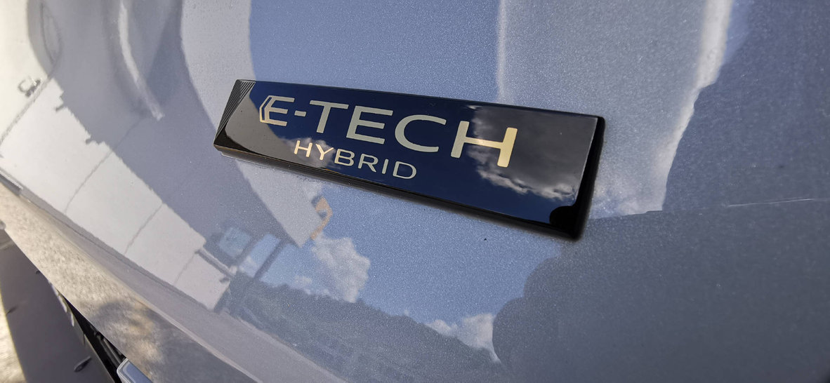 RENAULT Captur 1.6 E-Tech techno, Hybride Integrale Benzina/Elettrica, Auto dimostrativa, Automatico - 4