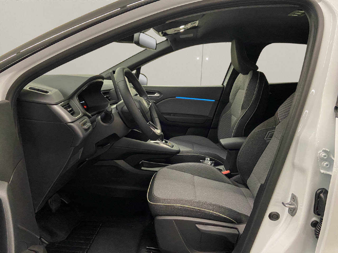 RENAULT Captur 1.8 E-Tech techno, Hybride Intégral Essence/Électricité, Voiture de démonstration, Automatique - 5