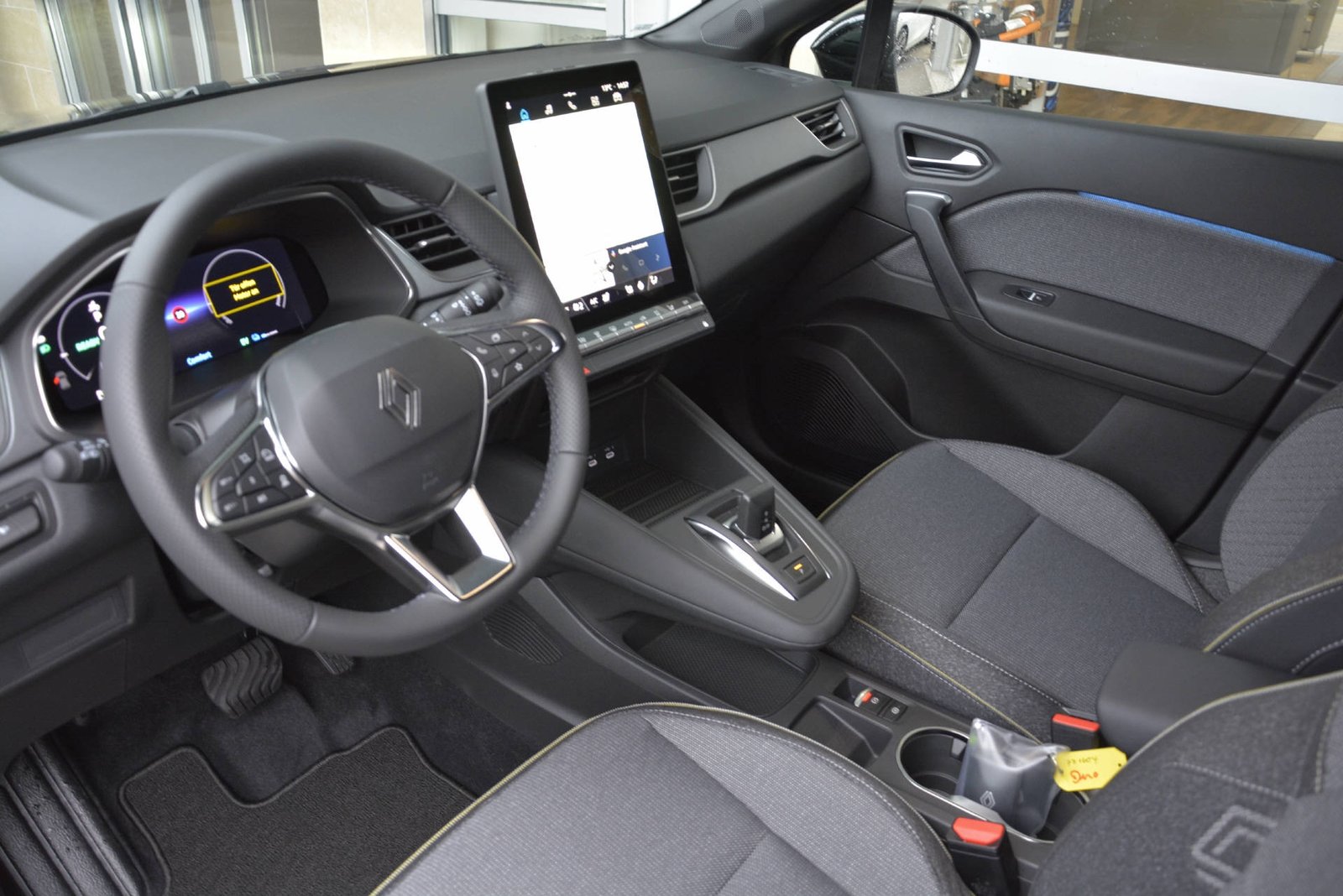 RENAULT CAPTUR E-TECH FULL HYB. 160, Full-Hybrid Petrol/Electric, Ex-demonstrator, Automatic - 5