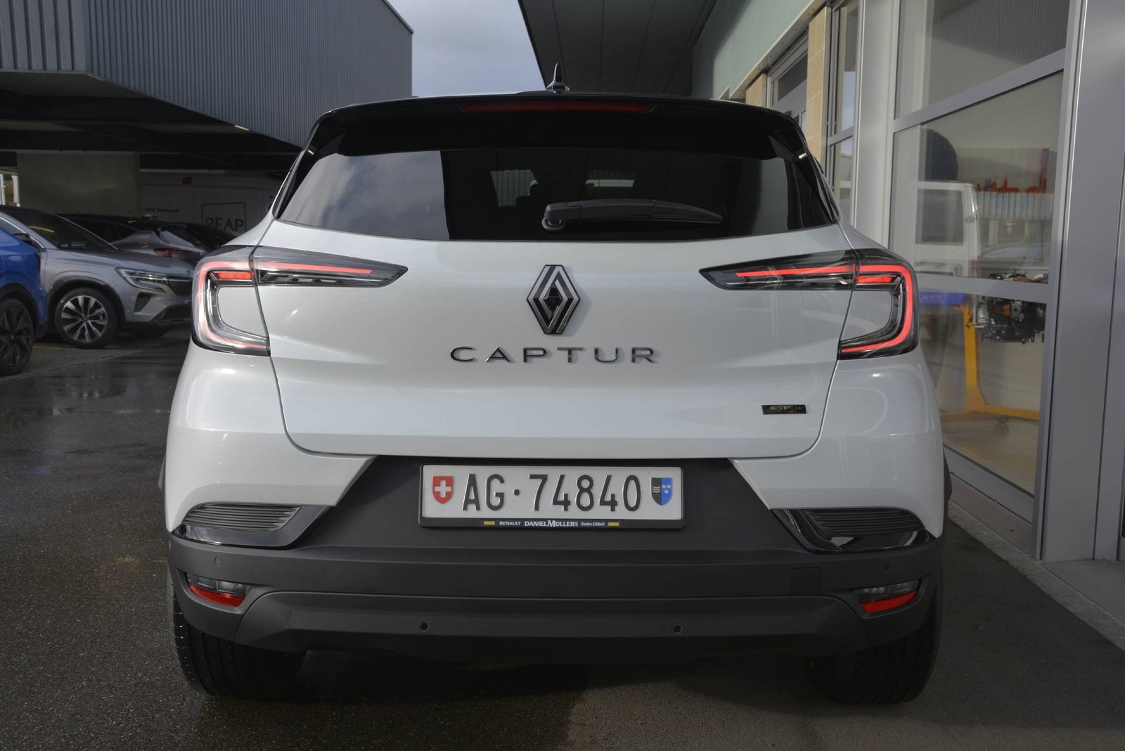 RENAULT Captur E-Tech full Hybrid techno 160, Full-Hybrid Petrol/Electric, Ex-demonstrator, Automatic - 4