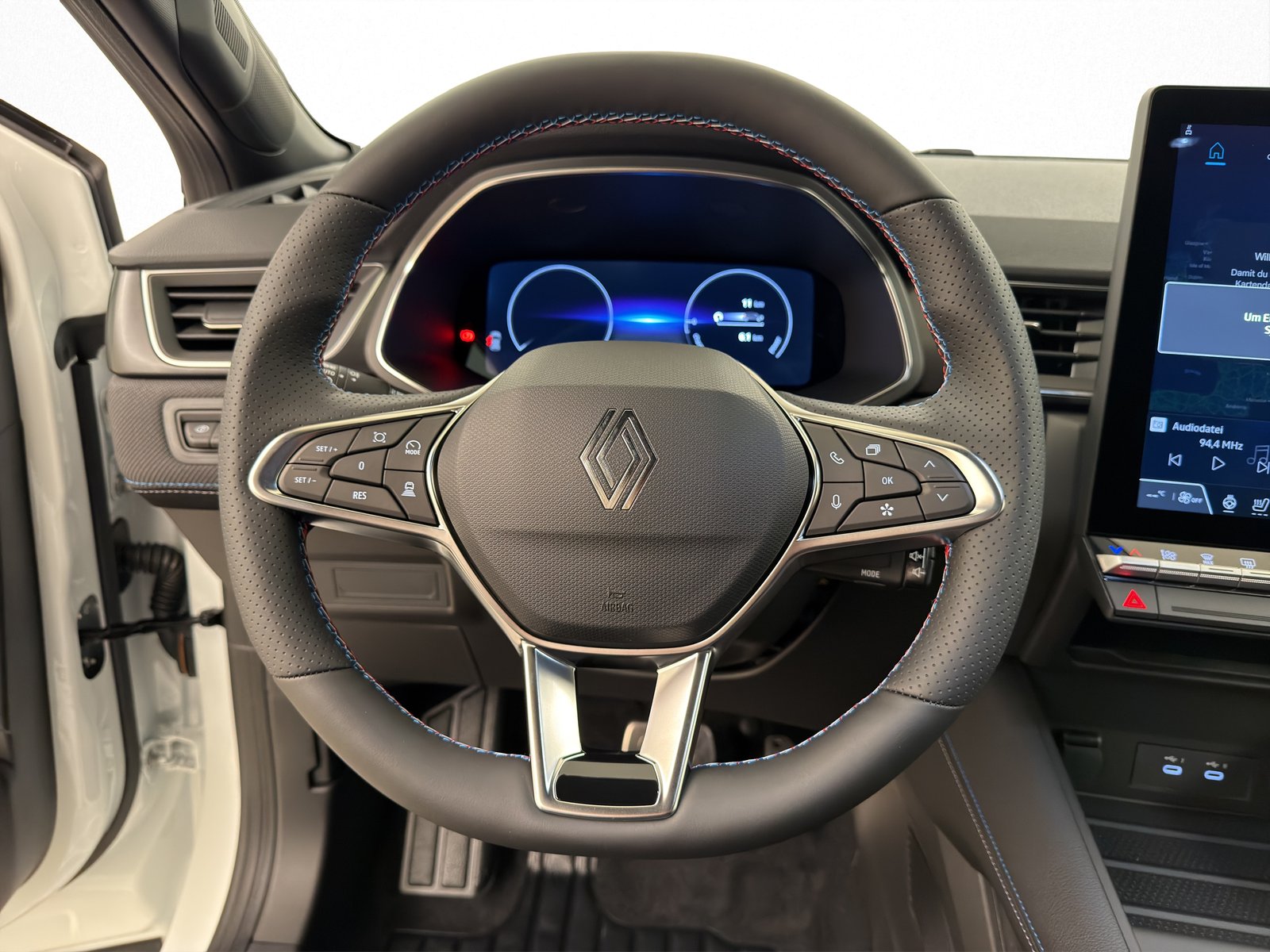 RENAULT Captur 1.8 E-Tech esprit Alpine, Voll-Hybrid Benzin/Elektro, Vorführwagen, Automatik - 4