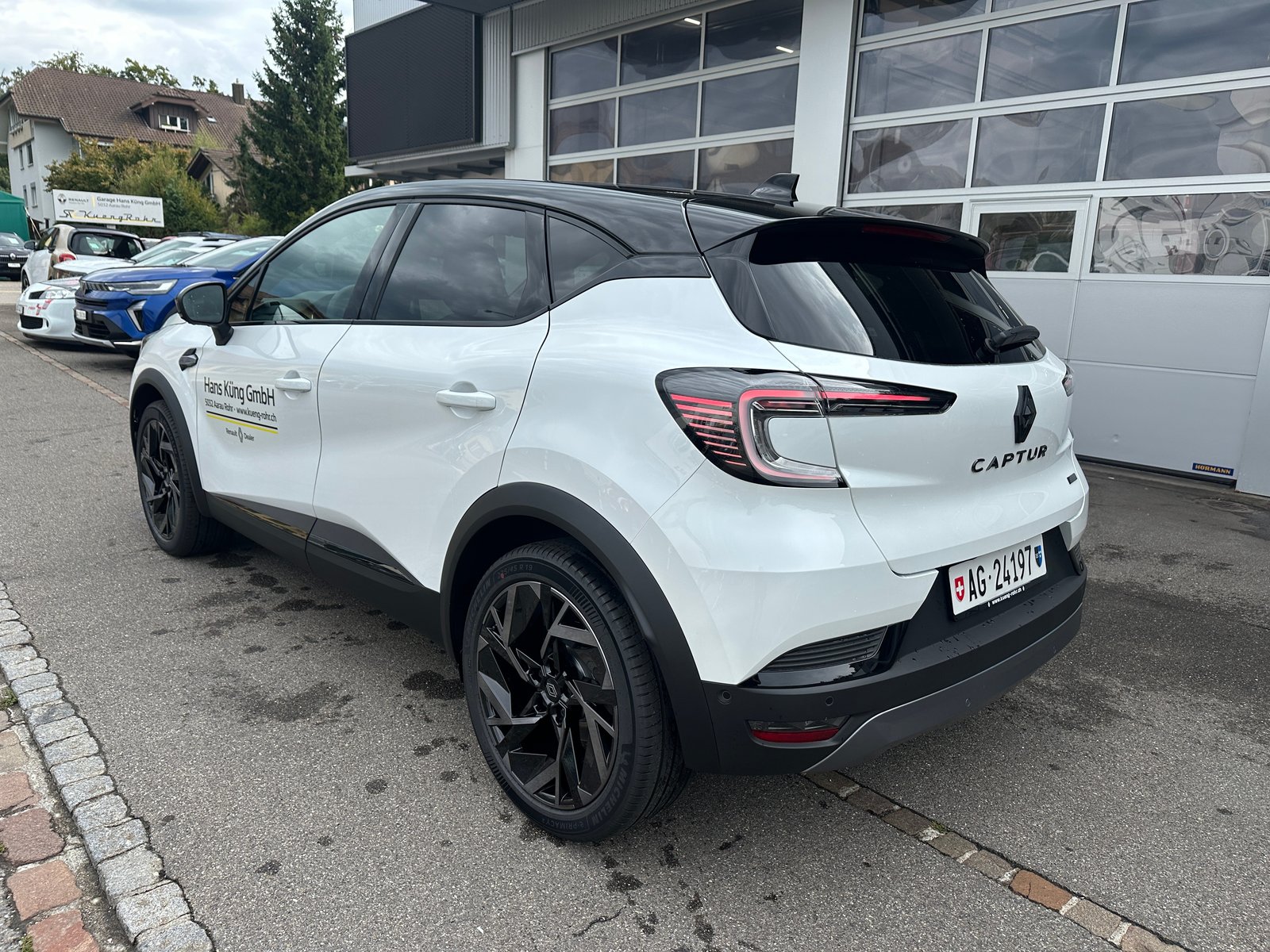 RENAULT CAPTUR E-TECH FULL HYBRID esprit Alpine full hybrid, Voll-Hybrid Benzin/Elektro, Vorführwagen, Automatik - 2