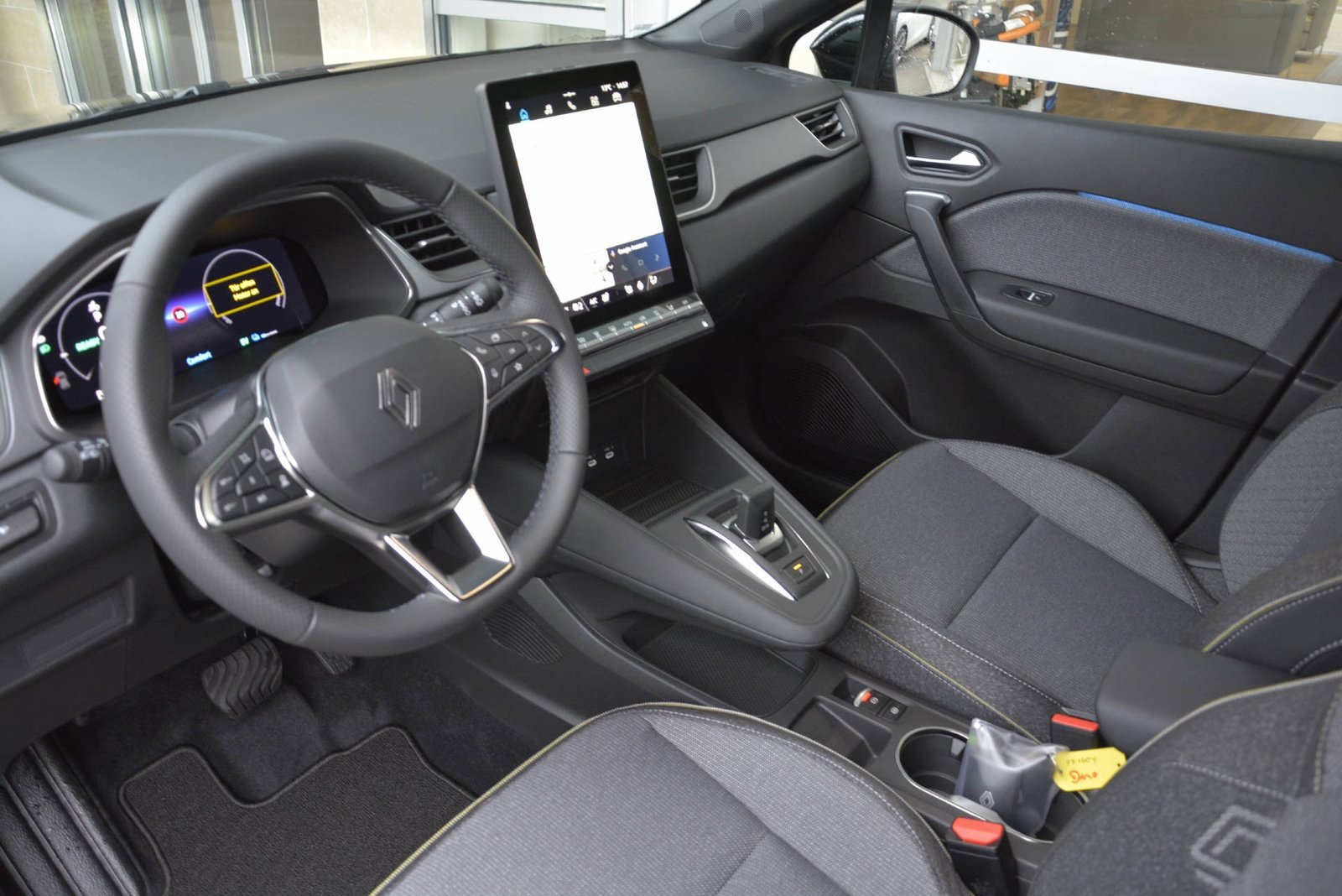 RENAULT CAPTUR E-TECH FULL HYB. 160, Hybride Intégral Essence/Électricité, Voiture de démonstration, Automatique - 5