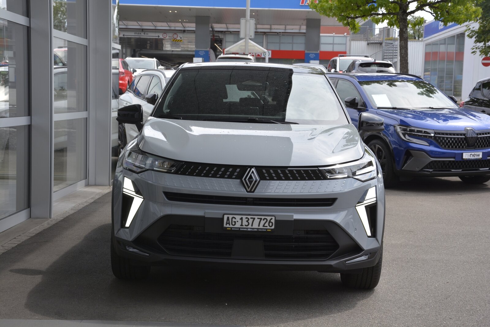 RENAULT CAPTUR techno full hybrid E-Tech 160, Hybride Integrale Benzina/Elettrica, Auto dimostrativa, Automatico - 2