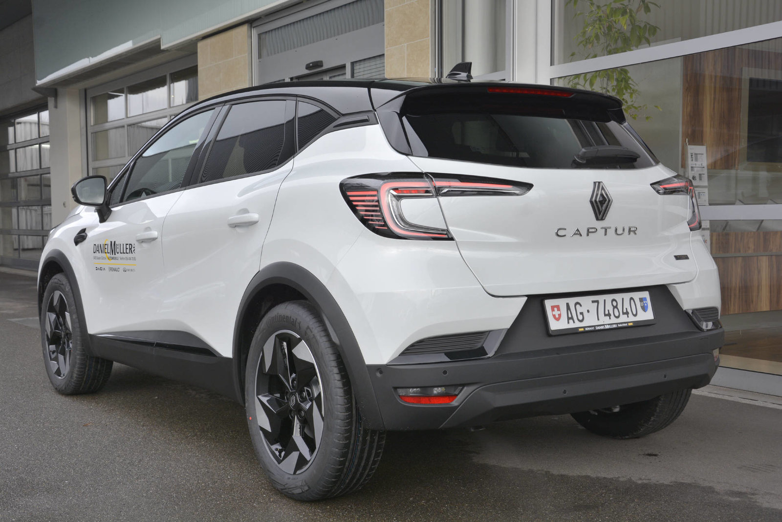 RENAULT CAPTUR techno E-TECH full hybrid 145, Voll-Hybrid Benzin/Elektro, Occasion / Gebraucht, Automat - 4