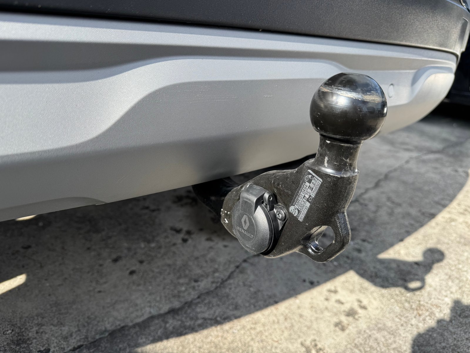 RENAULT Captur 1.3 TCe Techno EDC *Anhängerkupplung*, Mild-Hybrid Benzin/Elektro, Occasion / Gebraucht, Automat - 3