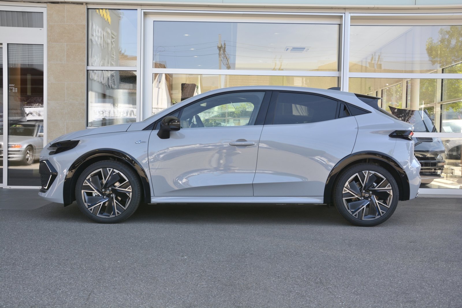 RENAULT CLIO esprit Alpine full hybrid E-Tech 160, Hybride Integrale Benzina/Elettrica, Auto nuove, Automatico - 3