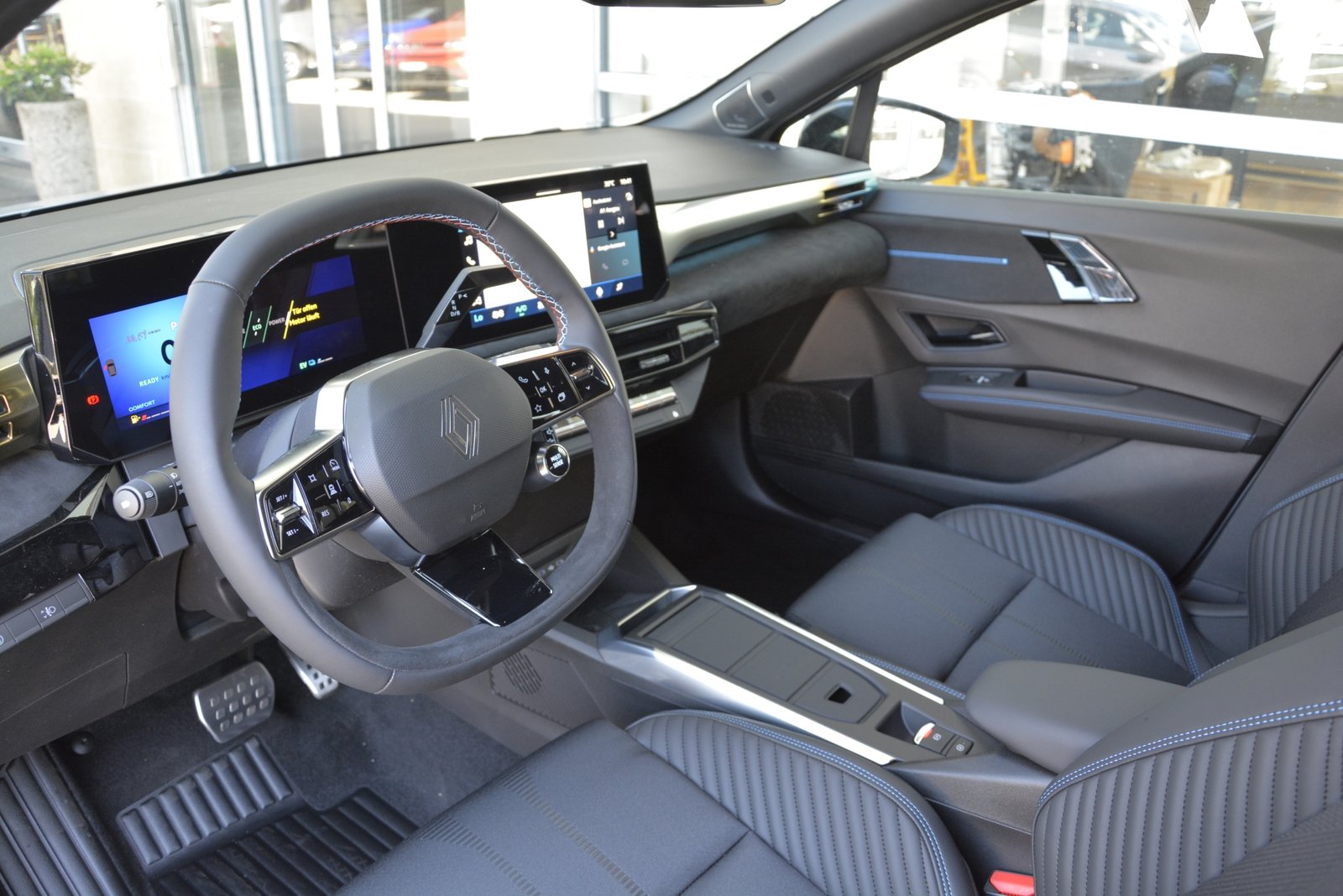 RENAULT CLIO esprit Alpine full hybrid E-Tech 160, Hybride Integrale Benzina/Elettrica, Auto nuove, Automatico - 5