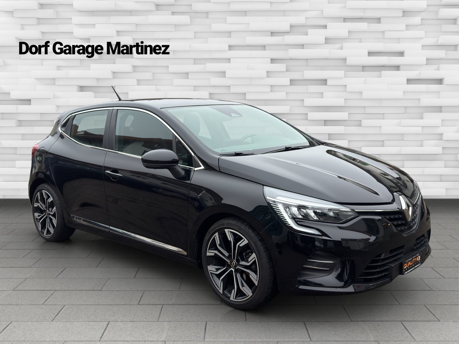 RENAULT Clio 1.0 Intens CVT, Petrol, Second hand / Used, Automatic - 4