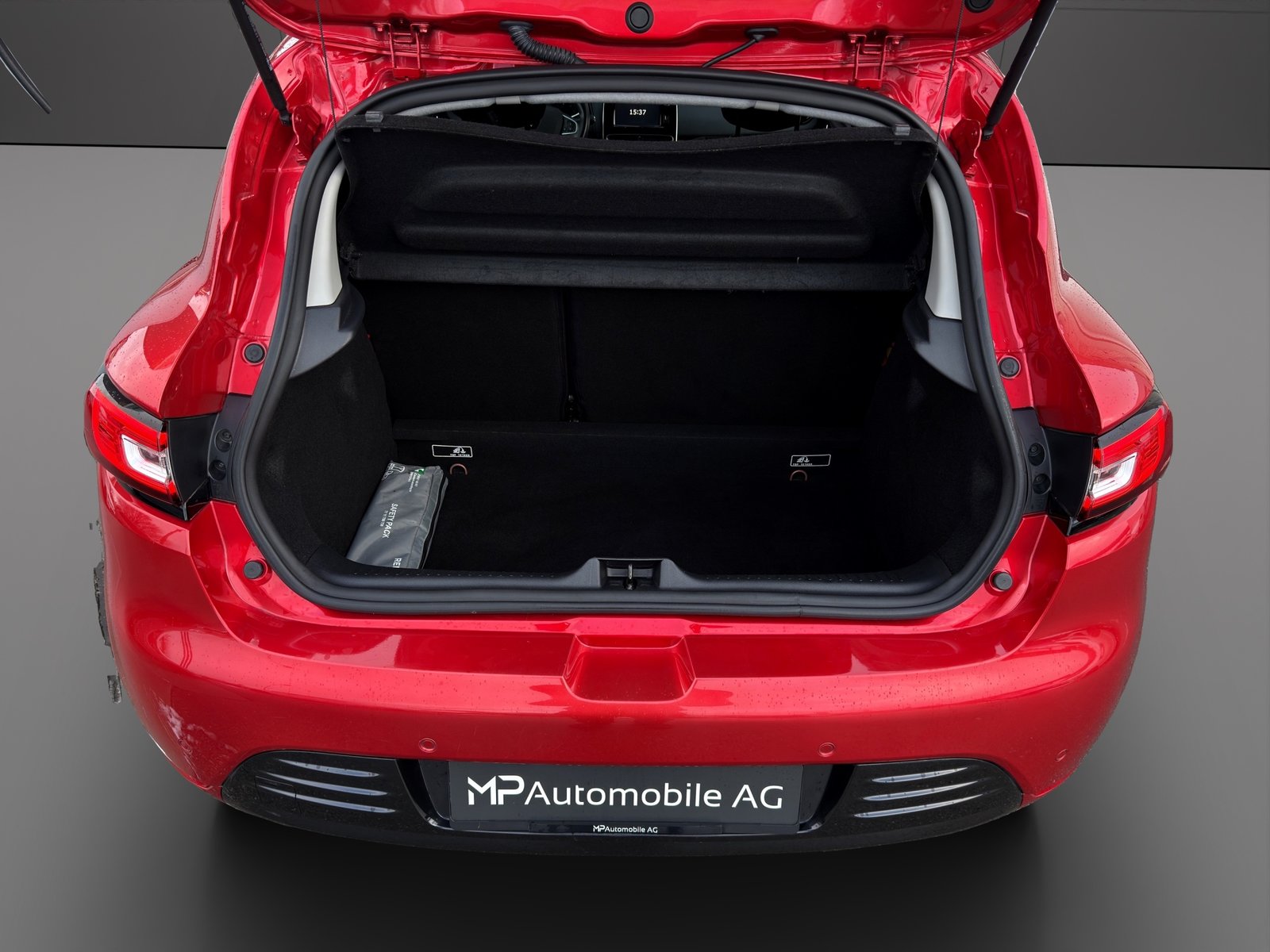 RENAULT Clio 1.2 16V T Intens EDC, Essence, Occasion / Utilisé, Automatique - 4