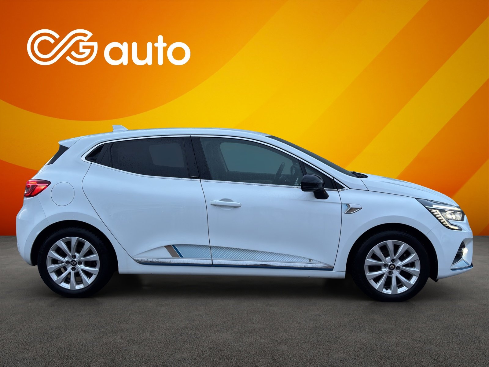RENAULT Clio 1.6 E-Tech Intens, Full-Hybrid Petrol/Electric, Second hand / Used, Automatic - 5