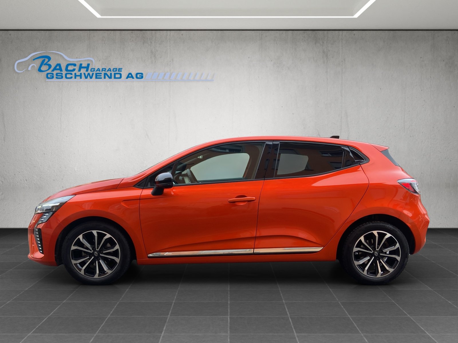 RENAULT Clio 1.0 Techno, Petrol, Second hand / Used, Manual - 6