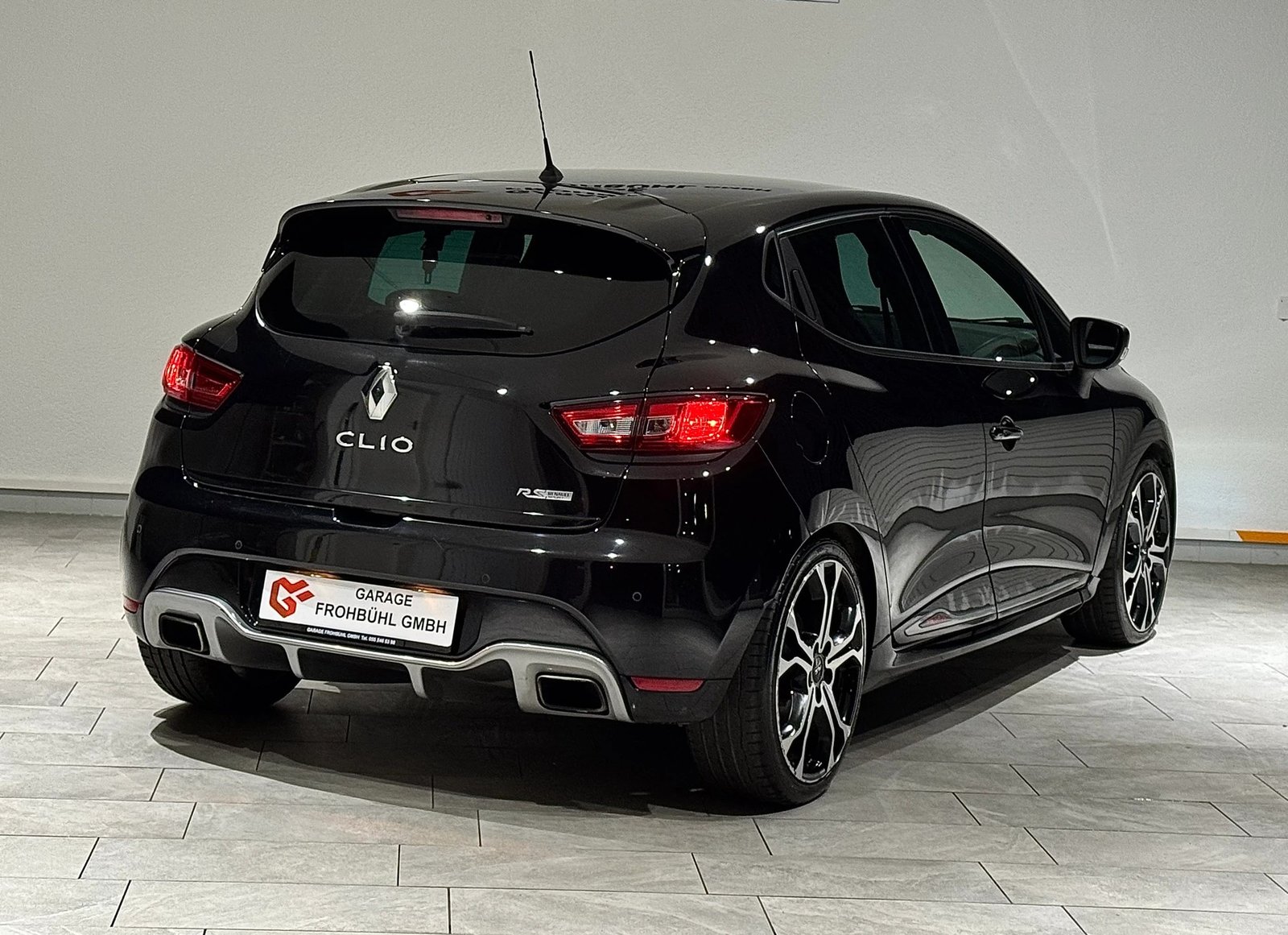 RENAULT Clio 1.6 T RS 220 Trophy EDC, Essence, Occasion / Utilisé, Automatique - 4