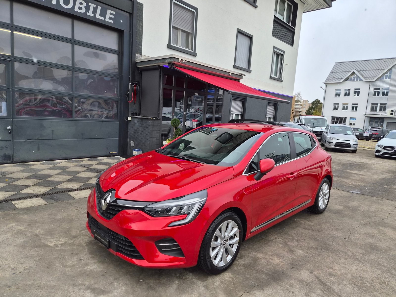 RENAULT Clio 1.6 E-Tech Intens, Voll-Hybrid Benzin/Elektro, Occasion / Gebraucht, Automatik - 4