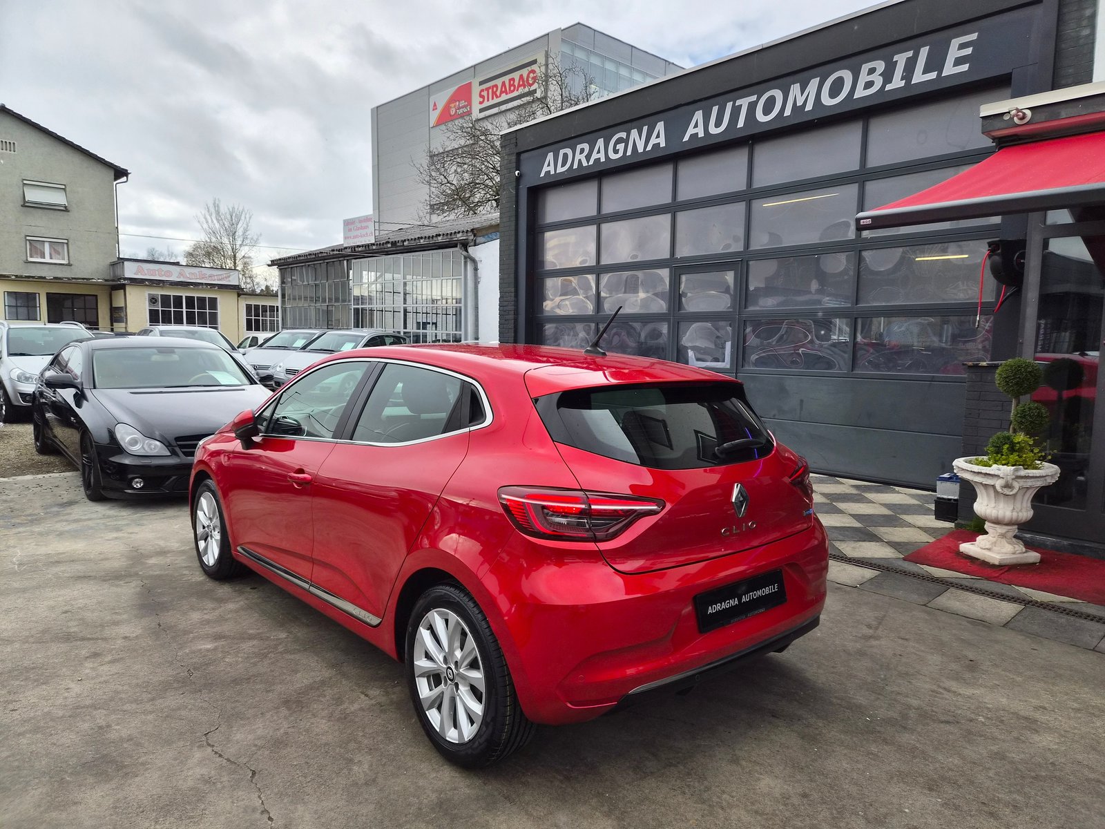 RENAULT Clio 1.6 E-Tech Intens, Voll-Hybrid Benzin/Elektro, Occasion / Gebraucht, Automatik - 6