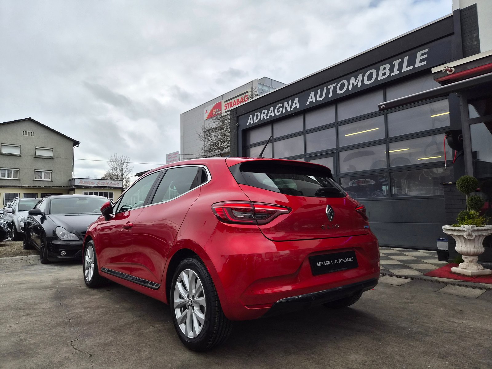RENAULT Clio 1.6 E-Tech Intens, Voll-Hybrid Benzin/Elektro, Occasion / Gebraucht, Automatik - 7