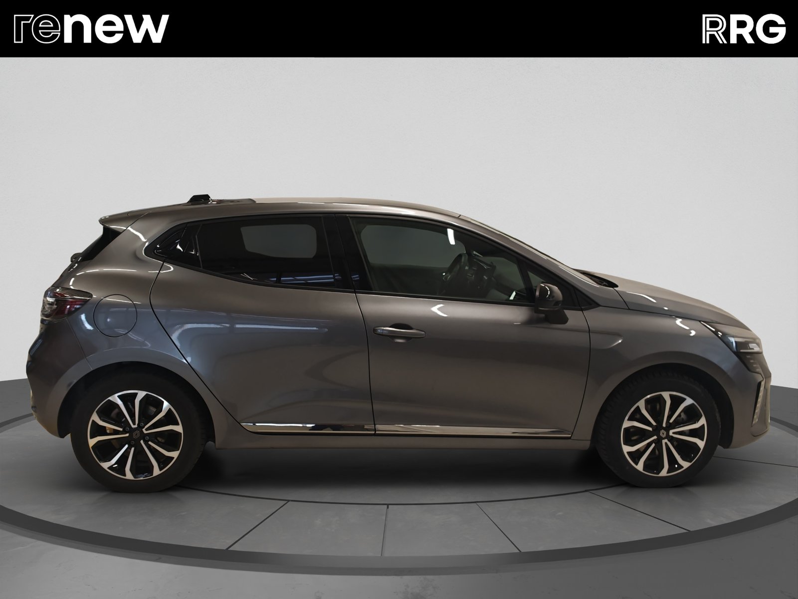 RENAULT Clio 1.6 E-Tech Techno, Hybride Intégral Essence/Électricité, Occasion / Utilisé, Automatique - 2