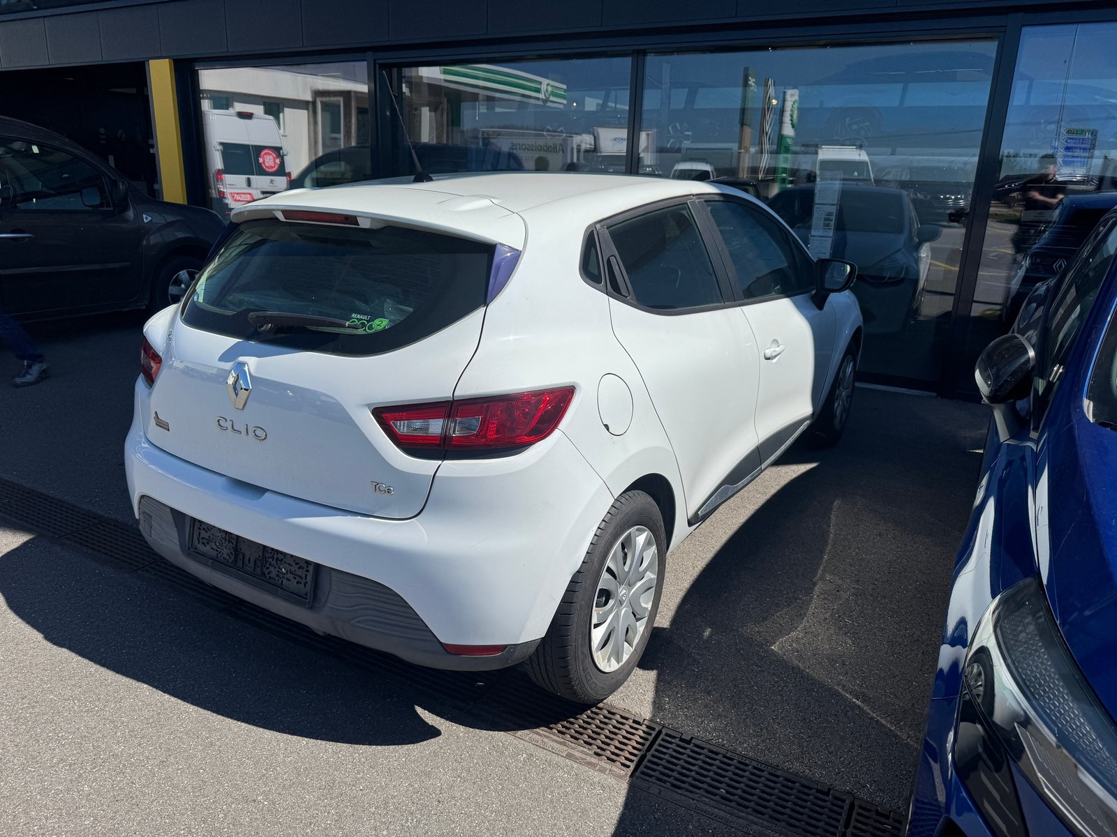 RENAULT Clio 0.9 12V Swiss Edition, Essence, Occasion / Utilisé, Manuelle - 5