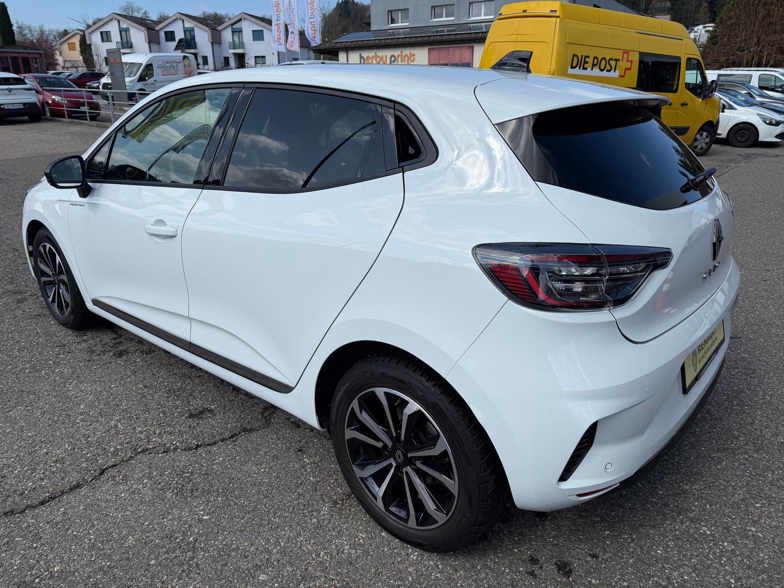 RENAULT Clio 1.0 Techno, Benzin, Occasion / Gebraucht, Handschaltung - 4