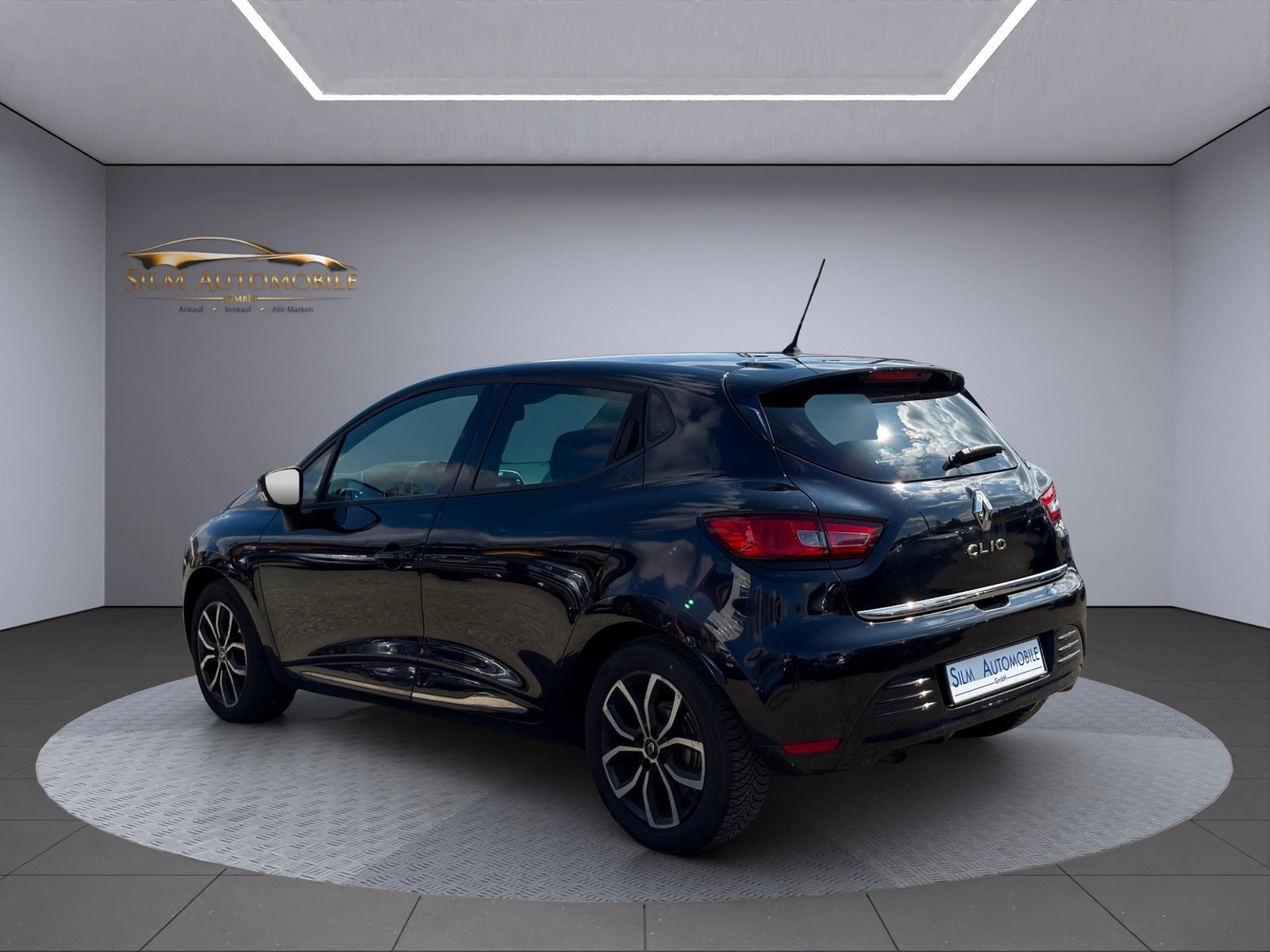 RENAULT Clio 0.9 Intens, Petrol, Second hand / Used, Manual - 6