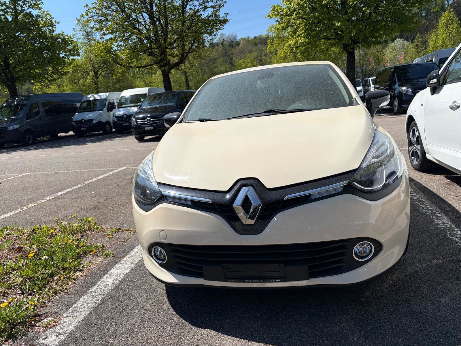 RENAULT Clio 1.2 16V T Limited EDC, Petrol, Second hand / Used, Automatic - 2