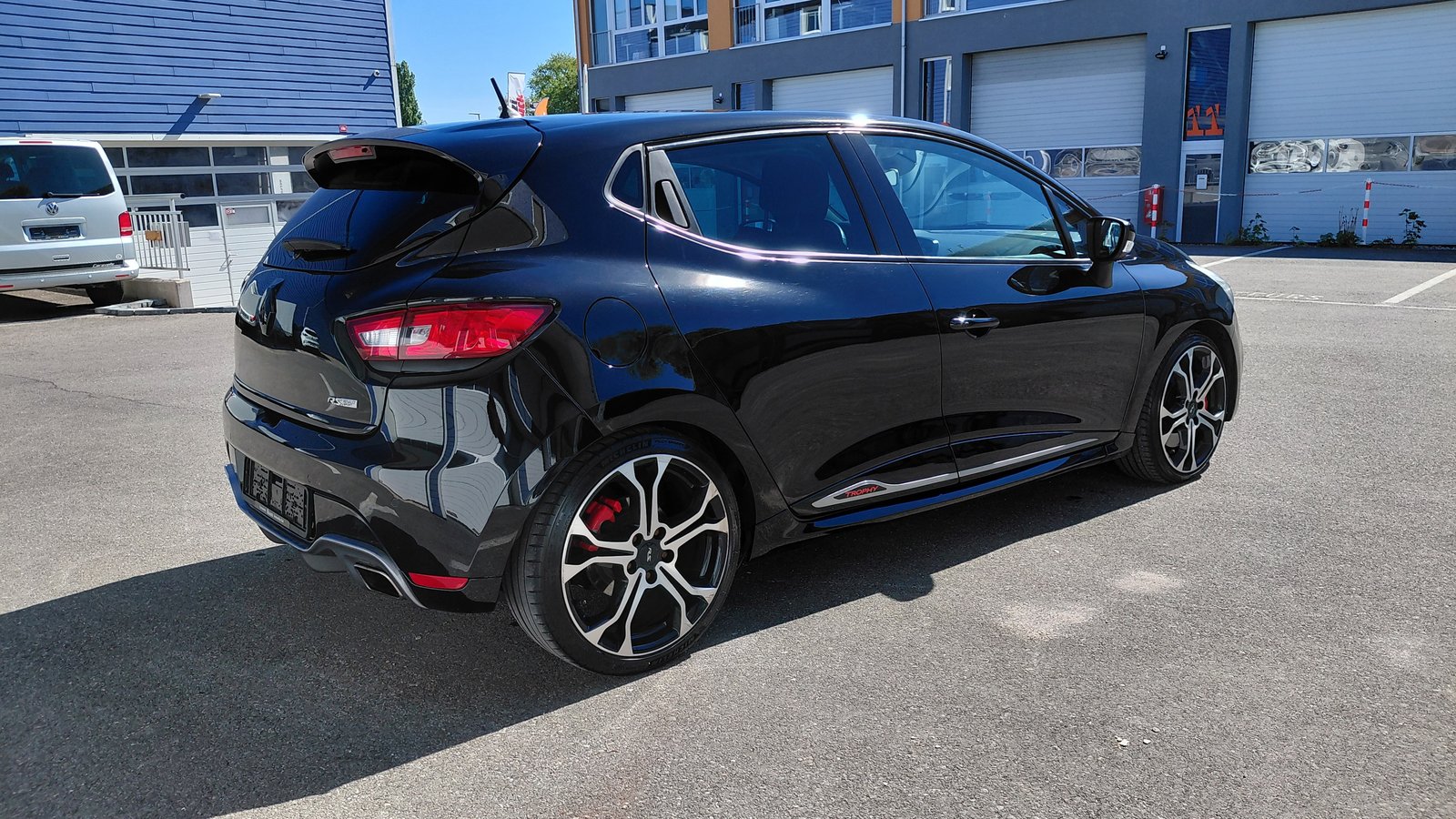 RENAULT Clio 1.6 T RS 220 Trophy EDC, Essence, Occasion / Utilisé, Automatique - 4
