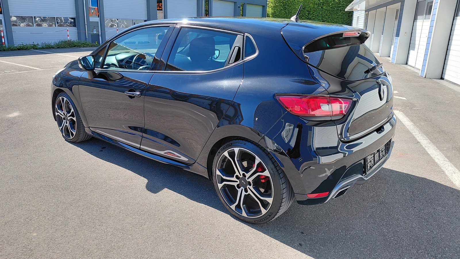 RENAULT Clio 1.6 T RS 220 Trophy EDC, Essence, Occasion / Utilisé, Automatique - 5