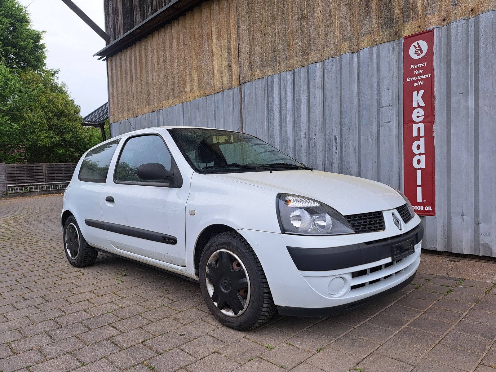 RENAULT Clio 1.4 16V Expression Confort