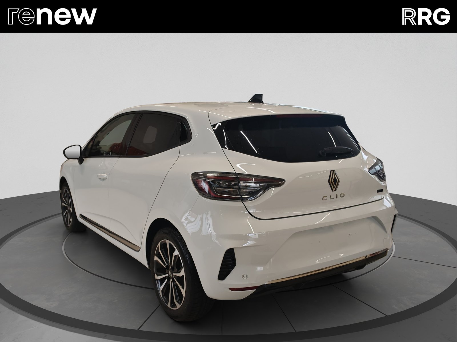 RENAULT Clio 1.6 E-Tech Techno, Full-Hybrid Petrol/Electric, Second hand / Used, Automatic - 5