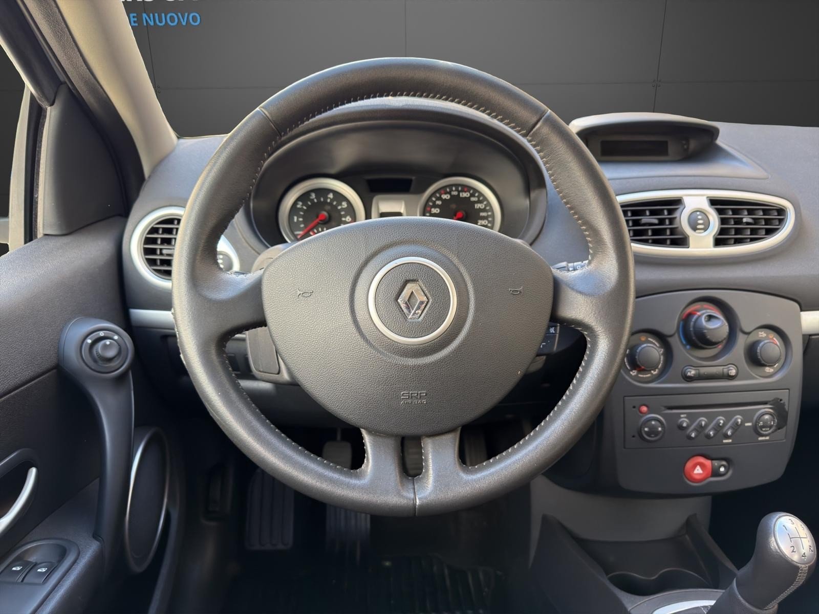 RENAULT Clio 1.2 16V Turbo Expression, Essence, Occasion / Utilisé, Manuelle - 4