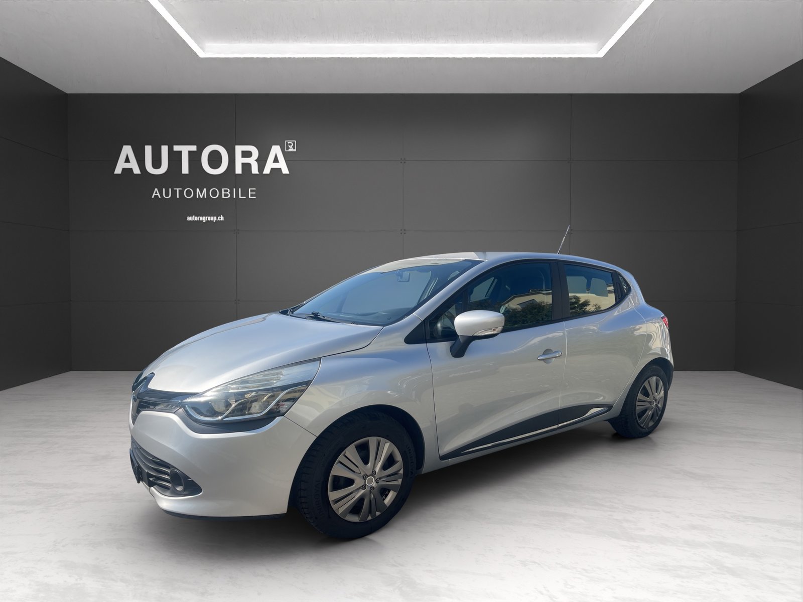 RENAULT Clio 1.2 16V Authentique, Benzin, Occasion / Gebraucht, Handschaltung - 2