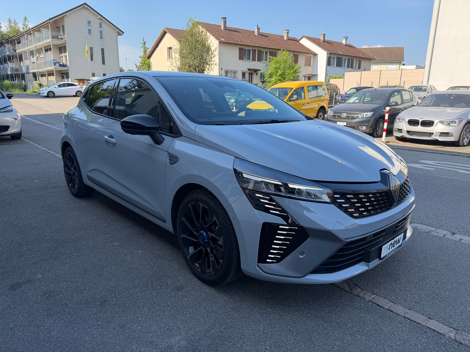 RENAULT Clio 1.6 E-Tech esprit Alpine, Voll-Hybrid Benzin/Elektro, Occasion / Gebraucht, Automatik - 3